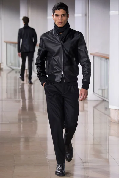 Look 42